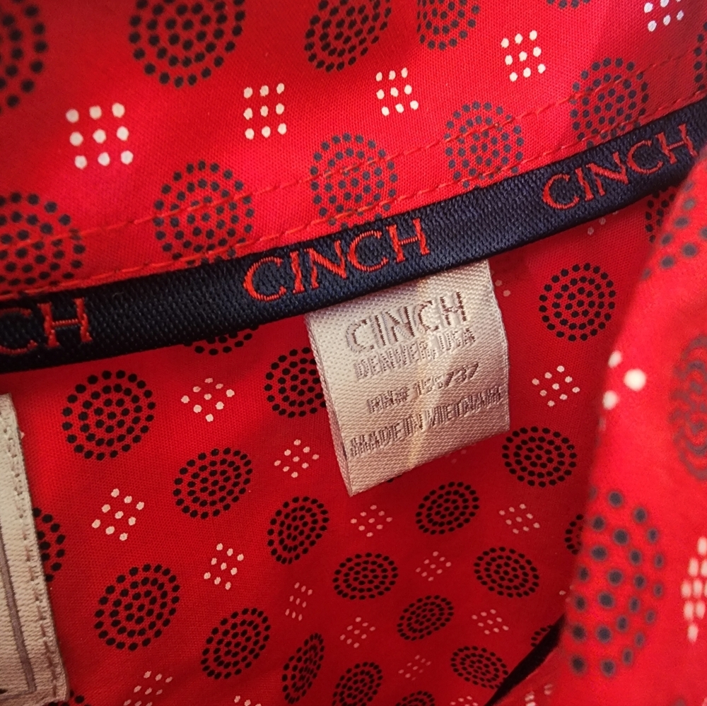 Cinch Red Patterned Button-Up Shirt - image 4